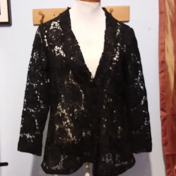 Collen Lopez Rose Lace & Sequin Jacket - Picture 4 of 7